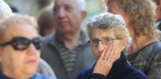 Squeezed at both ends: young Argentines drop out of work as retirees go back squeezed-at-both-ends:-young-argentines-drop-out-of-work-as-retirees-go-back