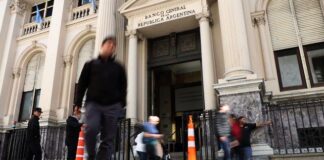 Carta Orgánica del BCRA: qué dice la ley, por qué el Gobierno quiere reformarla y cuál es la opinión de los economistas carta-organica-del-bcra:-que-dice-la-ley,-por-que-el-gobierno-quiere-reformarla-y-cual-es-la-opinion-de-los-economistas